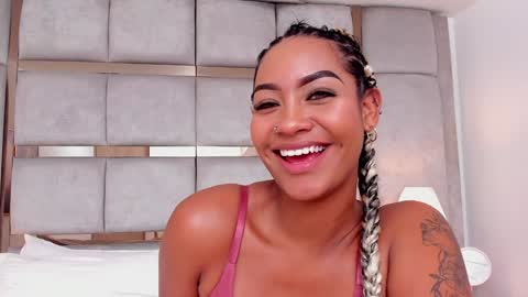 Snapshot of miaebony_ chatting on 01/16/25, 02:41 Call me Mia online show from 01/16/25, 02:41