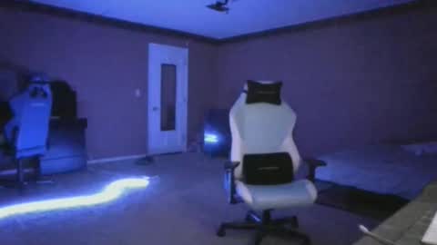 miaellababy online show from 05/18/26, 04:07