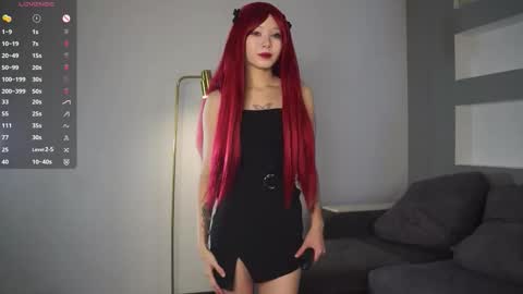 Mia online show from 09/16/25, 08:48