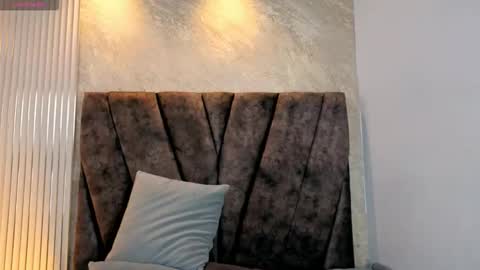 miagomezx online show from 02/11/26, 08:25