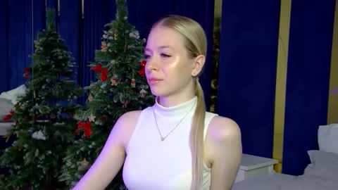 Mia online show from 12/18/25, 05:46