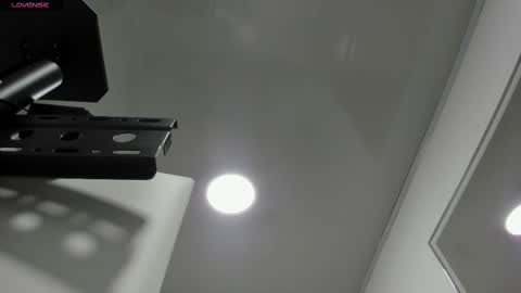 Miah Collins online show from 02/14/25, 08:52