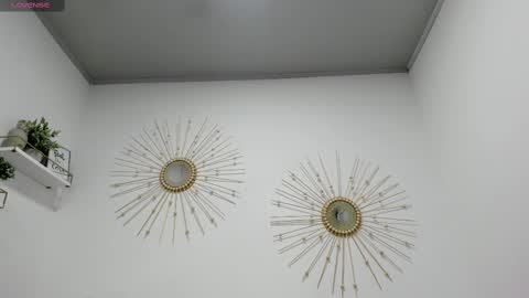 Miah Collins online show from 02/15/25, 09:05