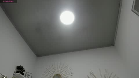 Miah Collins online show from 10/09/25, 11:19