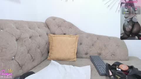 Miah Collins online show from 05/28/26, 06:49