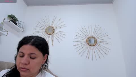 Miah Collins online show from 06/29/26, 03:45