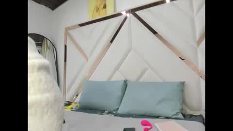 miaharper0 online show from 05/12/26, 03:03