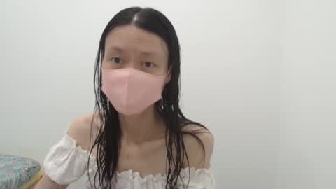 miahchan68 online show from 10/05/25, 01:53