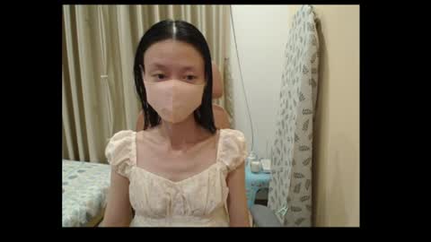 Snapshot of miahchan68 chatting on 06/14/26, 05:04 miahchan68 online show from 06/14/26, 05:04
