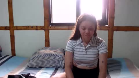 Mia  Sam online show from 10/05/25, 04:16