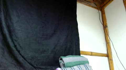 Mia  Sam online show from 05/01/26, 04:22