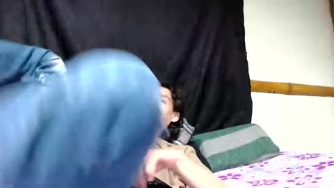 Mia  Sam online show from 05/08/26, 03:50
