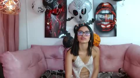 miahotcs online show from 10/25/25, 01:18