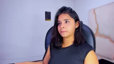 Snapshot of miahsex69 chatting on 11/28/25, 03:42 miahsex69 online show from 11/28/25, 03:42