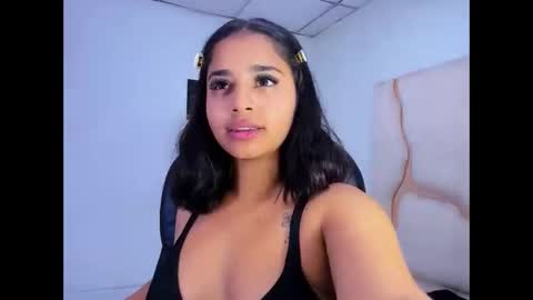 Snapshot of miahsex69 chatting on 12/02/25, 02:28 miahsex69 online show from 12/02/25, 02:28