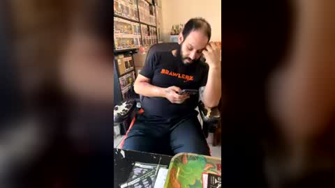 Mark online show from 07/05/26, 02:02