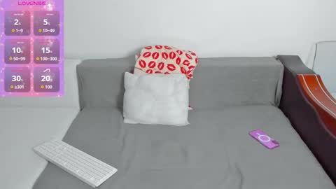 Mia Kittyy online show from 09/23/25, 12:46