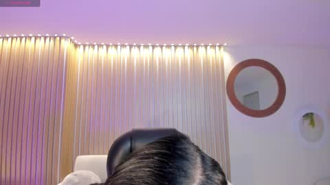 Call me Mia  online show from 04/25/26, 07:22