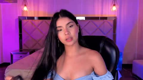 Call me Mia  online show from 05/08/26, 06:46