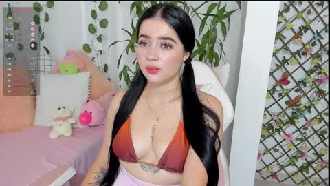 mia 600am-1000am Colombia time online show from 01/11/25, 08:54