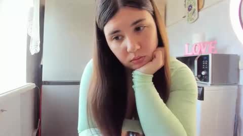 Snapshot of miamarrone chatting on 05/03/26, 07:36 MiaMarrone online show from 05/03/26, 07:36