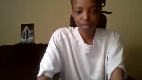 Muffin online show from 04/29/26, 01:04