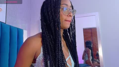 Mia  online show from 04/24/26, 12:29