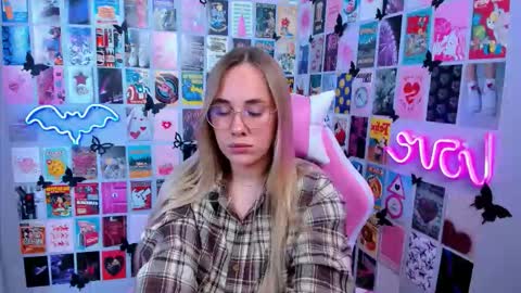 miamilas online show from 09/09/25, 05:12