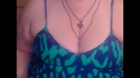 maya online show from 10/26/25, 08:20