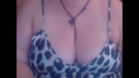 maya online show from 10/30/25, 09:22