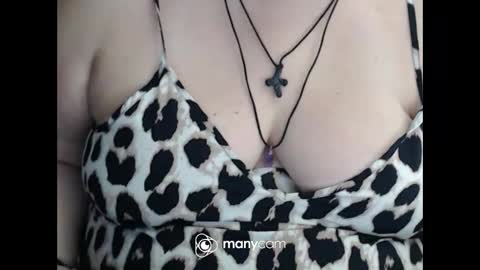 maya online show from 11/17/25, 07:25