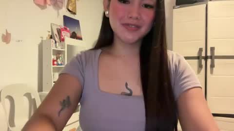 Snapshot of miamore_avida chatting on 07/31/26, 12:43 miamore_avida online show from 07/31/26, 12:43