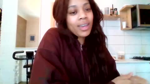 Snapshot of miamuffin8 chatting on 03/15/26, 08:26 MiaMuffn online show from 03/15/26, 08:26