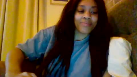 Snapshot of miamuffin8 chatting on 03/24/26, 04:50 MiaMuffn online show from 03/24/26, 04:50