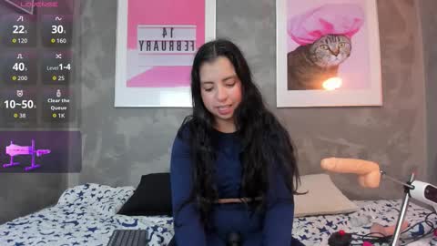 Mia online show from 12/17/25, 09:10