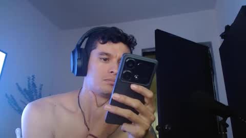 Snapshot of miaou_miaou chatting on 12/03/24, 02:47 miaou_miaou online show from 12/03/24, 02:47