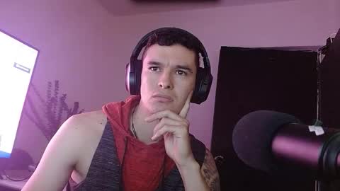 Snapshot of miaou_miaou chatting on 01/03/25, 12:30 miaou_miaou online show from 01/03/25, 12:30