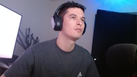 Snapshot of miaou_miaou chatting on 01/11/25, 12:55 miaou_miaou online show from 01/11/25, 12:55