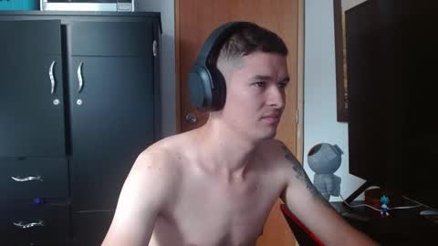 Snapshot of miaou_miaou chatting on 02/18/25, 01:44 miaou_miaou online show from 02/18/25, 01:44