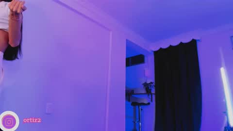 miapink_ofi_ online show from 10/08/25, 01:25