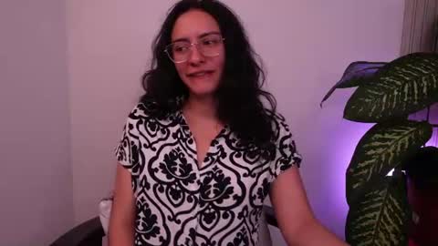Snapshot of miaportman chatting on 06/22/26, 03:25 MIAPORTMANN online show from 06/22/26, 03:25