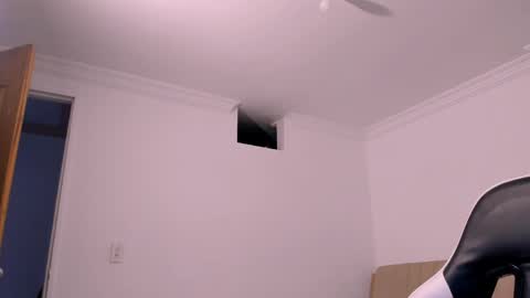 Mia Quevedo online show from 05/14/26, 01:07