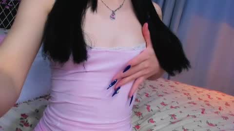 Liz online show from 05/25/26, 04:24