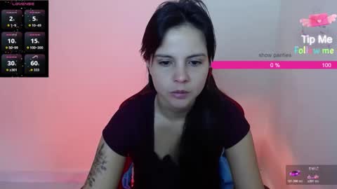 Snapshot of miarobinn_ chatting on 11/15/25, 10:01 miarobinn_ online show from 11/15/25, 10:01