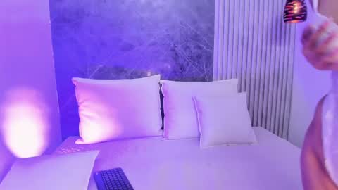 miascott5 online show from 03/11/25, 09:15