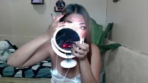 Snapshot of miasexxie chatting on 04/20/26, 02:58 mia online show from 04/20/26, 02:58