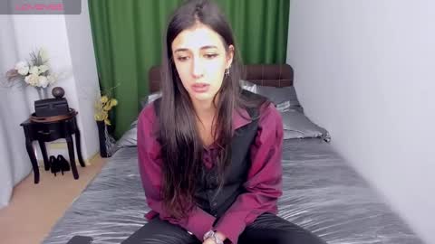 Snapshot of miasilk chatting on 03/03/25, 09:22 Miayna Silk online show from 03/03/25, 09:22