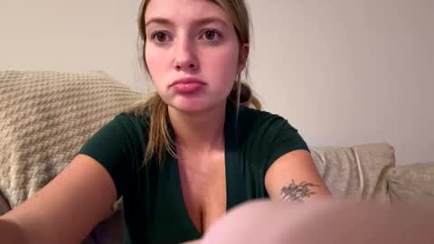 miasmith_001 online show from 05/31/26, 02:20