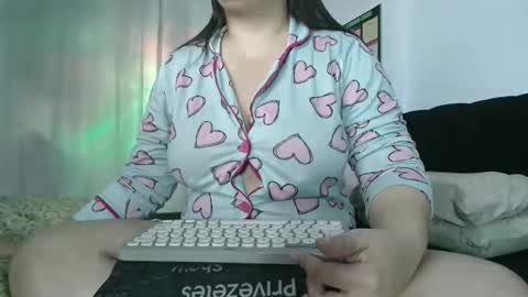 Snapshot of miasp chatting on 05/15/26, 10:50 MiaSP online show from 05/15/26, 10:50