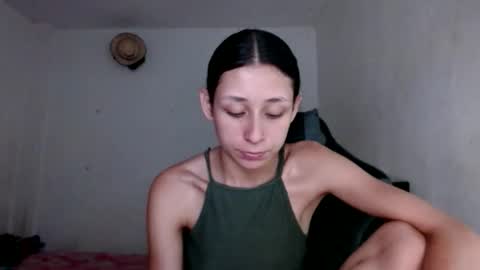 Snapshot of miasweet333 chatting on 02/12/26, 09:10 mia online show from 02/12/26, 09:10